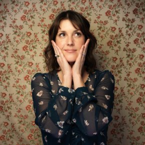 Melanie Lynskey Must Be&nbsp;Staying