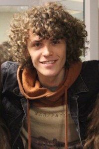 Plug In Stereo (Trevor Dahl) backstage at the Prince Music Theater on January 19, 2014. Photo copyright 2014 Danielle Speiss.