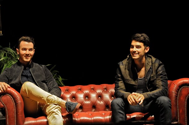 An Evening with Kevin and Joe Jonas – Keswick Theater – Glenside, PA – June 7, 2014 - photo by Jim Rinaldi © 2014