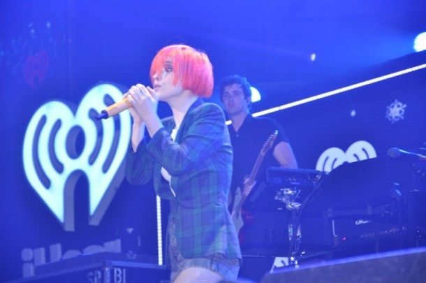 Paramore - Q102 Jingle Ball 2013   The Wells Fargo Center - Philadelphia, PA - December 4, 2013 - photo by Jackie Speiss © 2013
