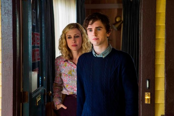 Freddie Highmore & Vera Farmiga star in Bates Motel