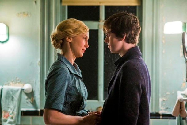 Freddie Highmore & Vera Farmiga star in Bates Motel
