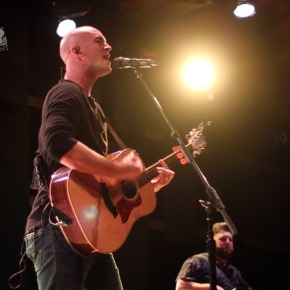 Tyrone Wells & Emily Hearn – World Café Live – Philadelphia (A PopEntertainment.com Concert Photo&nbsp;Album)