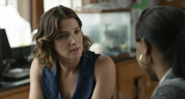 Cobie Smulders and Gail Bean star in "Unexpected."