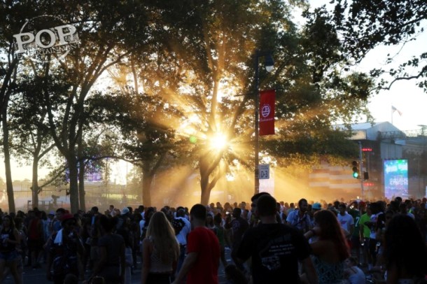 Made in America Festival on the Benjamin Franklin Parkway in Philadelphia, PA September 5 & 6, 2015.  Photo copyright ©2015 Shana Bergmann.