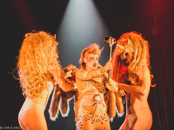 Peaches & Deap Vally – The Trocadero – Philadelphia, PA – October 25, 2015 - Photo copyright 2015 Chris Sikich.