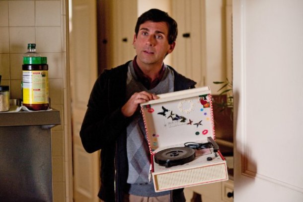 Steve Carell and Keira Knightley star in SEEKING A FRIEND AT THE END OF THE WORLD.