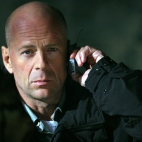 Bruce Willis Stands&nbsp;Firm