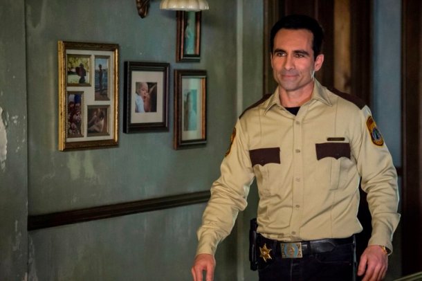BATES MOTEL -- "The Vault" Episode 406 -- Pictured: Nestor Carbonell as Sheriff Alex Romero -- (Photo by: Cate Cameron/Universal Television)