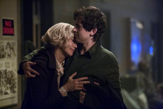 BATES MOTEL -- "A Danger to Himself and Others" Episode 401 -- Pictured: (l-r) Vera Farmiga as Norma Bates, Freddie Highmore as Norman Bates -- (Photo by: Bettina Strauss/Universal Television)