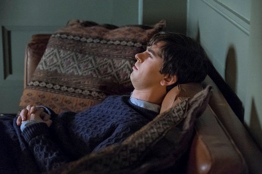 BATES MOTEL -- "The Vault" Episode 406 -- Pictured: Freddie Highmore as Norman Bates -- (Photo by: Cate Cameron/Universal Television)