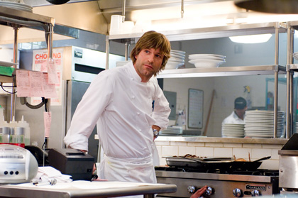 Aaron Eckhart stars in "No Reservations."