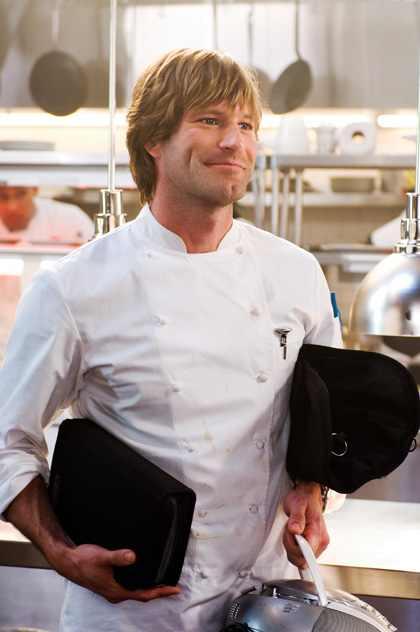 Aaron Eckhart stars in "No Reservations."