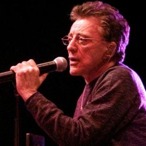 Frankie Valli – Romancing the&nbsp;00s