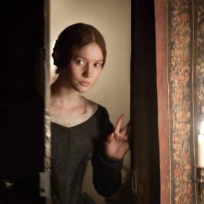 Mia Wasikowska – Walking on Jane&nbsp;Eyre