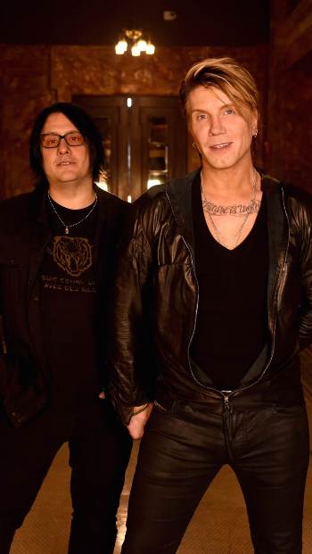 Goo Goo Dolls - Robby Takac and Johnny Rzeznik