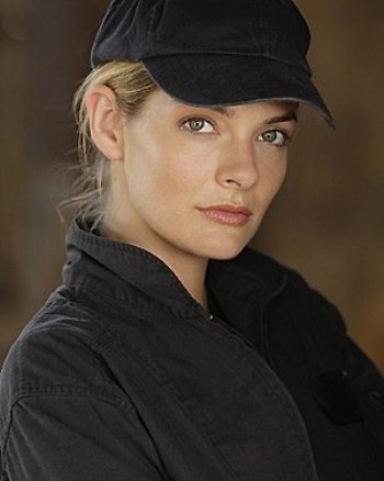 Nicole Steinwedell