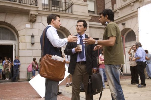 Mark Wahlberg, John Leguizamo and M. Night Shyamalan filming "The Happening."