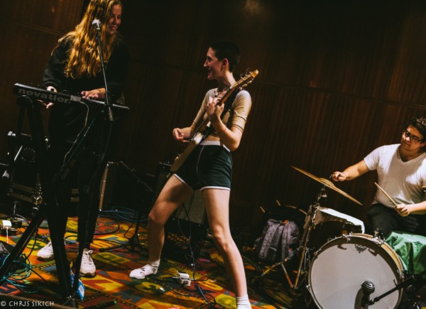 Frankie Cosmos – First Unitarian Church – Philadelphia, PA – November 1, 2016 – Photo by Chris Sikich © 2016