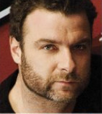 Liev Schreiber
