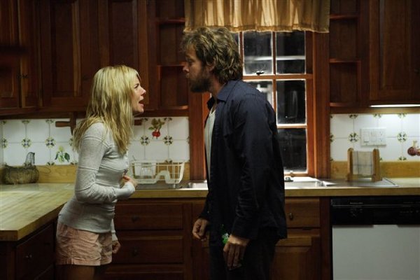 Peter Sarsgaard and Sienna Miller in "The Mysteries of Pittsburgh."