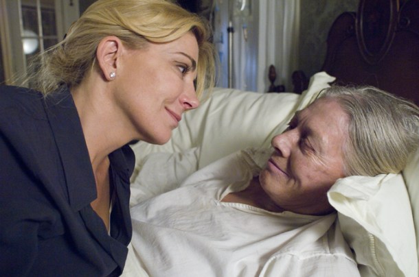 Natasha Richardson and Vanessa Redgrave star in "Evening."