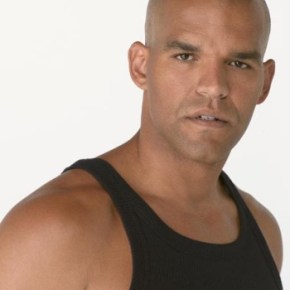 Amaury Nolasco – Breaking&nbsp;Out