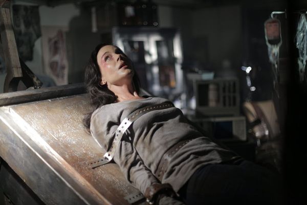 Julie Benz in "Havenhurst."