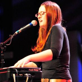 Ingrid Michaelson (A PopEntertainment.com Concert Photo&nbsp;Album)