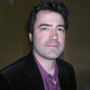 Ron Livingston Rescues Holly and Finds Something of&nbsp;Himself