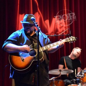 Mutlu – World Café Live – Philadelphia (A PopEntertainment.com Concert Photo&nbsp;Album)