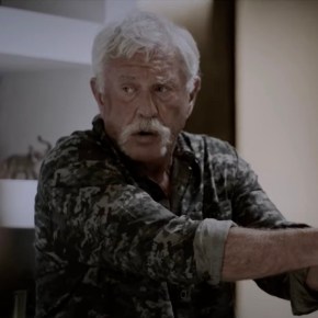 Tom Berenger – Serving a Black&nbsp;Warrant