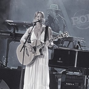 Sarah McLachlan – The Mann Center – Philadelphia (A PopEntertainment.com Concert&nbsp;Review)