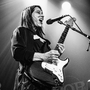 Kim Deal – Neptune Theatre – Seattle (A PopEntertainment.com Concert Photo&nbsp;Album)
