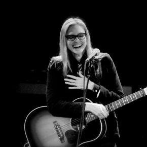 Aimee Mann – World Café Live – Philadelphia (A PopEntertainment.com Concert Photo&nbsp;Album)