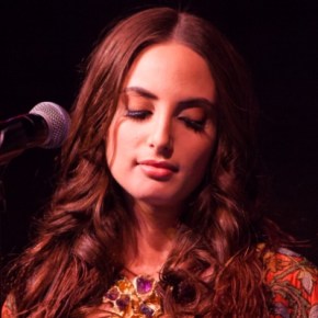 Alexa Ray Joel – Café Carlyle – New York (A PopEntertainment.com Concert Photo&nbsp;Album)