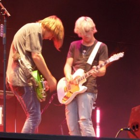R5 – Six Flags Great Adventure – Jackson (A PopEntertainment.com Concert Photo&nbsp;Album)