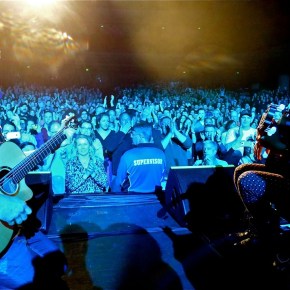 Rodrigo y Gabriela – Keller Auditorium – Portland (A PopEntertainment.com Concert Photo&nbsp;Album)