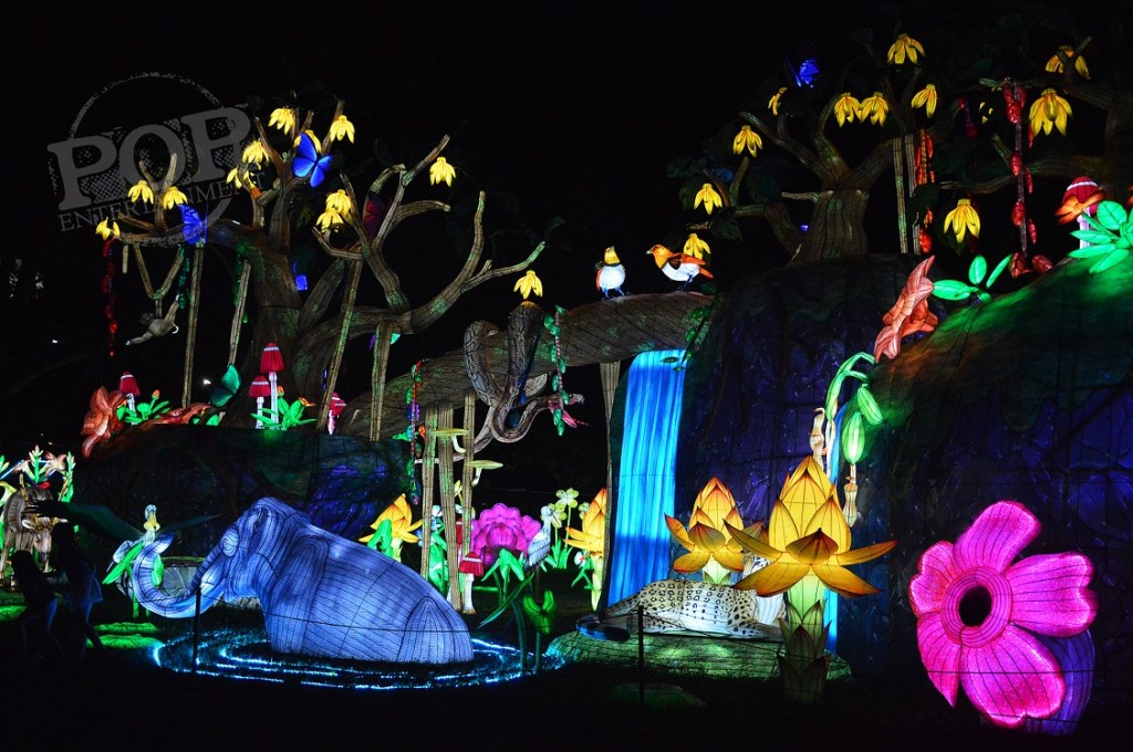 Philadelphia's Chinese Lantern Festival at Franklin Square