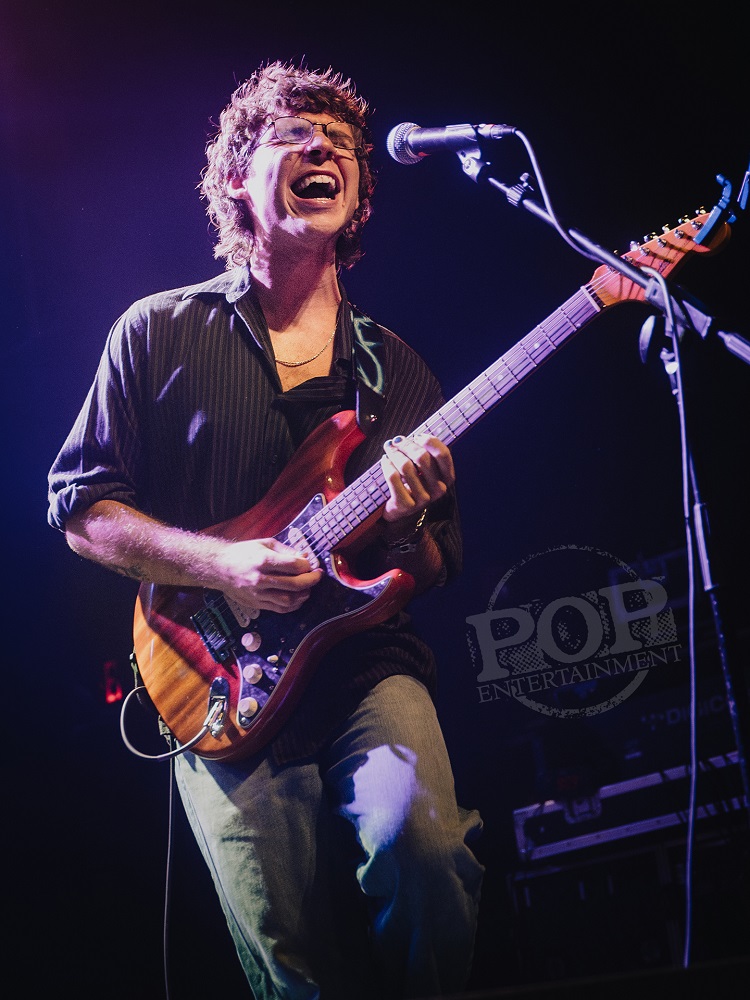 Hey, Nothing – The El Rey Theater – Los Angeles, CA – September 30, 2026 – Photo by Larisa Jiao © 2026