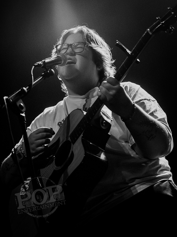 Hey, Nothing – The El Rey Theater – Los Angeles, CA – September 30, 2026 – Photo by Larisa Jiao © 2026